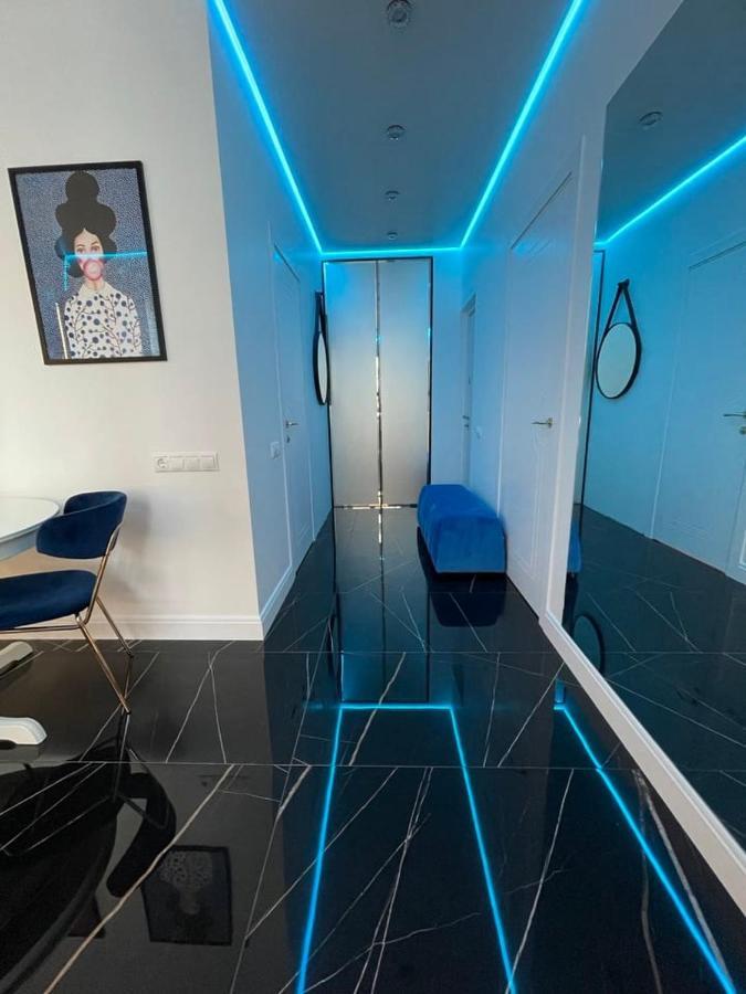 1 Room 65M2 Center Of Obolon Near River Side. Kyiv Exterior foto